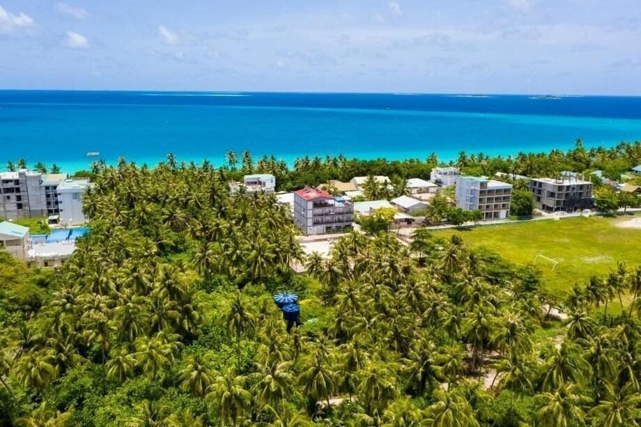 Фото Grand Beach Dhigurah Guest House гостиный двор